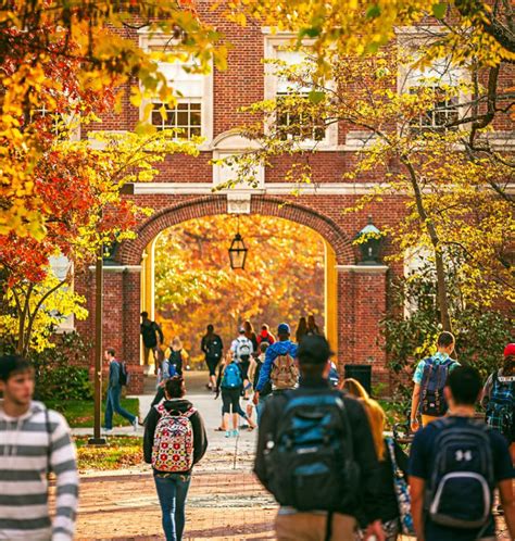 10 Ways Ohio State University Charms Its Students