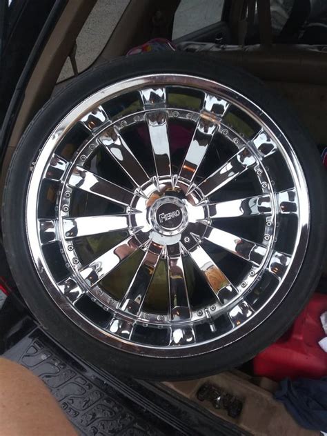 22 Ways To Upgrade With Universal 22 Inch Rims