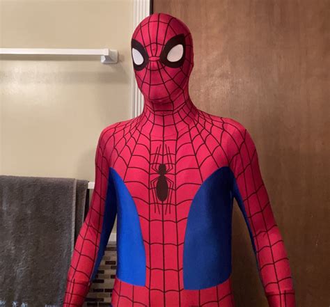 5 Features Of The Universal Spider-Man Suit