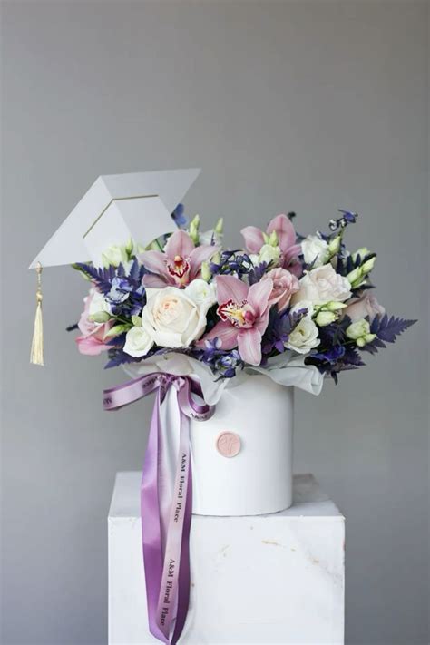 5 Graduation Flower Bouquet Ideas