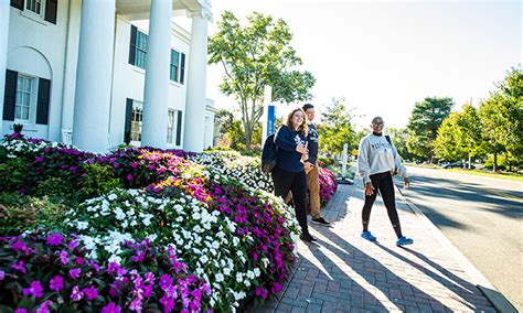 5 Reasons To Attend Loyola Marymount University Theatre