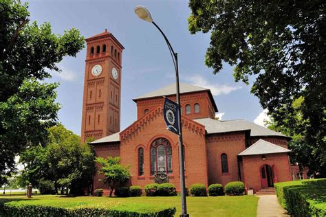 5 Things To Know About Hampton University Chapel