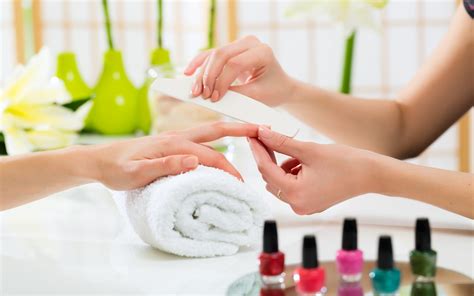 5 Tips For Finding Best Nail Salon In University City