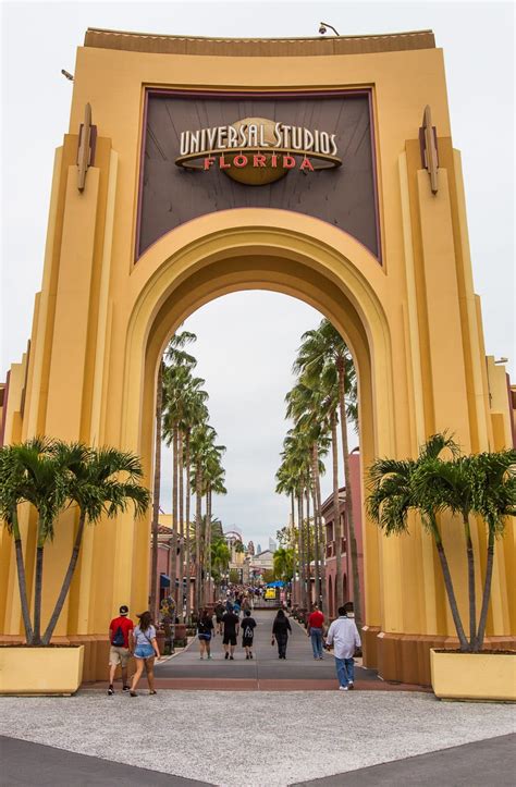 5 Tips For Navigating Universal Studios Gate 3