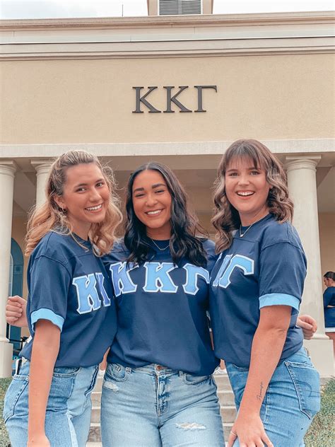 5 Ways Kappa Kappa Gamma Shapes University Of Kansas Students