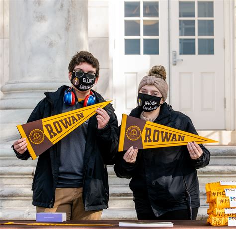 5 Ways Rowan University Students Can Find Jobs