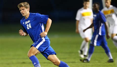 5 Ways To Elevate Your Game At Drake University Soccer Camp