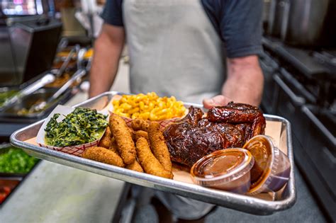 5 Ways To Enjoy The Original Q Shack In Durham