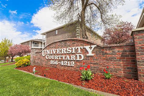 5 Ways To Explore University Courtyard In Rexburg