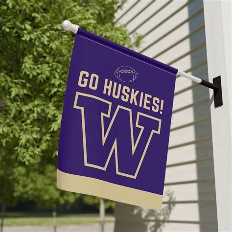 5 Ways To Fly Your Uw Huskies Flag