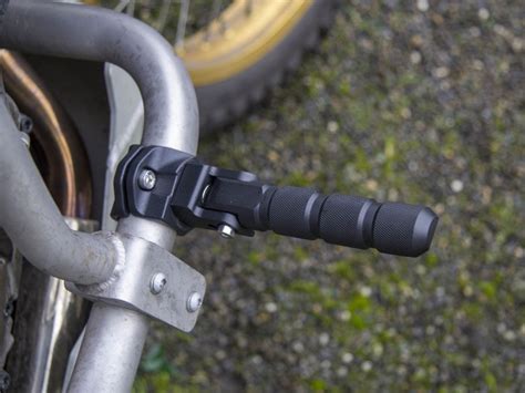 5 Ways To Install Universal Highway Pegs