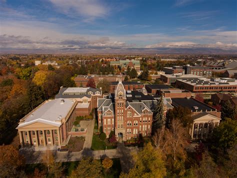 5 Ways To Rep Central Washington University Gear