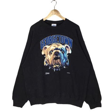 5 Ways To Rock A Georgetown University Sweatshirt