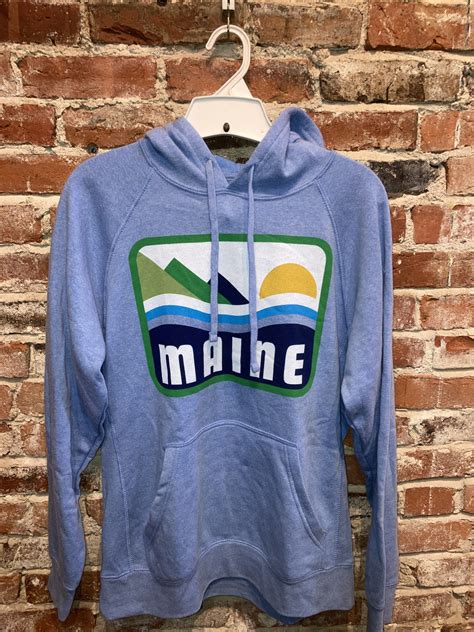 5 Ways To Rock A University Of Maine Hoodie