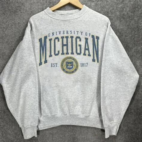 5 Ways To Rock A University Of Michigan Sweatshirt