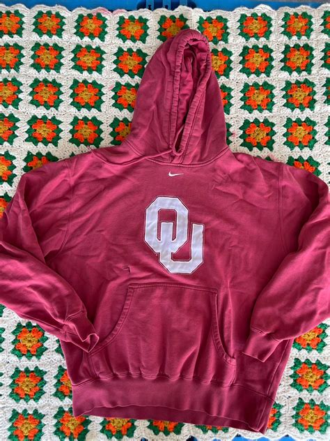 5 Ways To Rock A University Of Oklahoma Sweatshirt