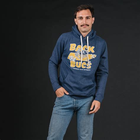 5 Ways To Rock An Etsu Sweatshirt