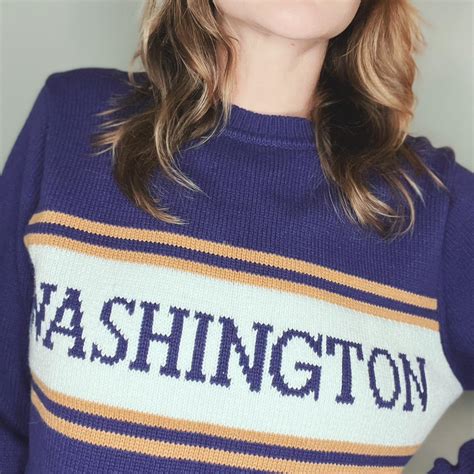 5 Ways To Style A University Of Washington Sweater