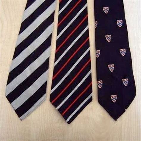 5 Ways To Wear A Yale University Tie