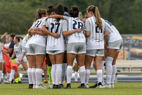 5 Ways Unf Womens Soccer Dominates The Pitch