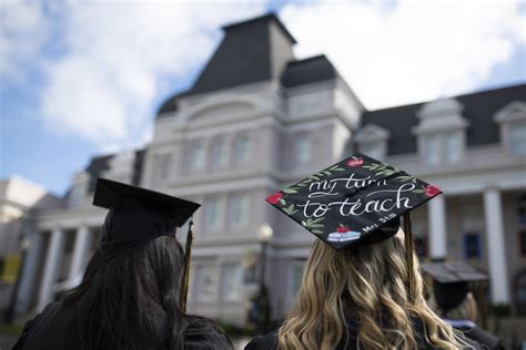 6 Things To Expect At Brenau University Graduation