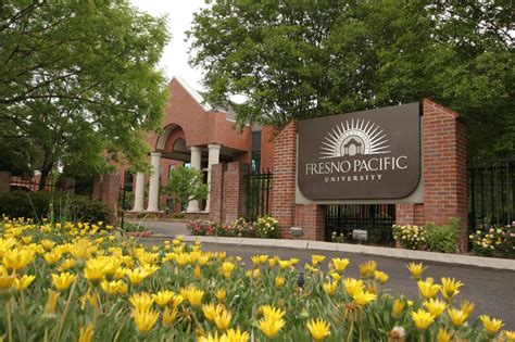 7 Careers Available At Fresno Pacific University