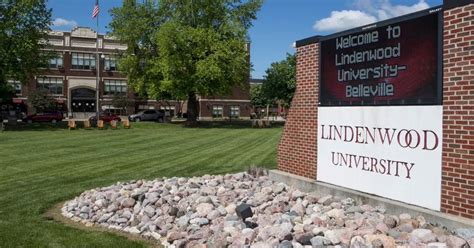 8 Ways To Secure Lindenwood University Scholarships