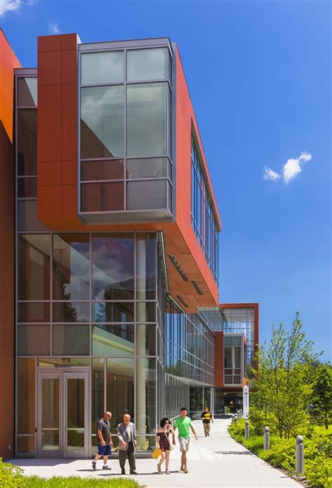 Adelphi Universitys Nexus Building: Innovation Hub