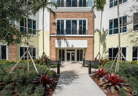 Apartment Living At 4656 N University Dr, Sunrise Fl