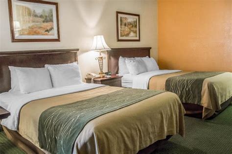 Comfort Inn University Riverside: Convenient Stay Near Campus