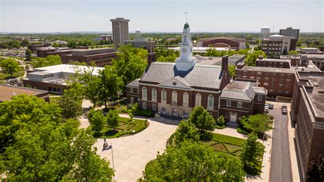 Eastern Kentucky University Golf Team And Courses Overview