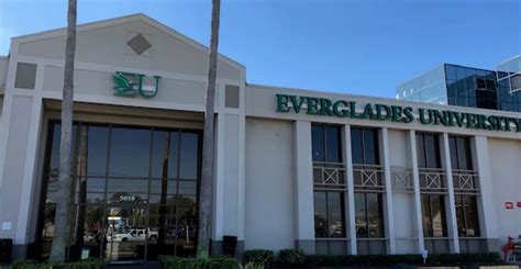 Everglades University Bookstore: Your One-Stop Shop For Success