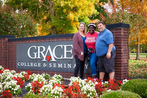 Explore Grace University Omaha: Top 5 Key Highlights