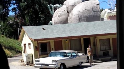 Exploring The Psycho House At Universal Studios Hollywood