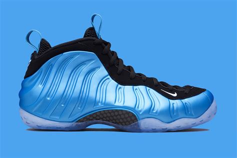 Foamposite University Blue: A Sneakerheads Dream Shoe