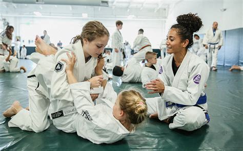 Gracie University Torrance Ca: Learn Jiu-Jitsu From The Experts