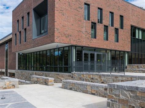 Lasell Universitys Science And Technology Center: Innovation Hub