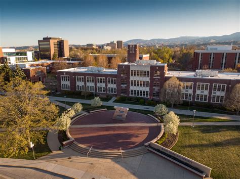 Lincoln Garage At Boise State University Guide