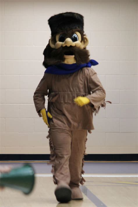 Meet Trailblazer, Vincennes Universitys Loyal Mascot