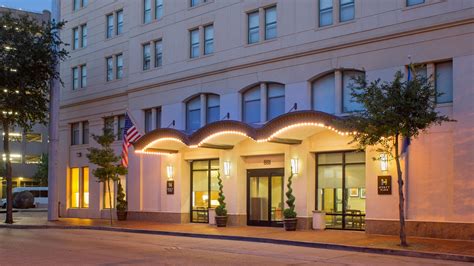 New Orleans Hotels Near University Medical Center