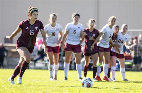 Puget Sound University Womens Soccer Team Overview