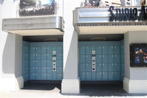 Store Your Bags: Luggage Storage Near Universal Studios Orlando