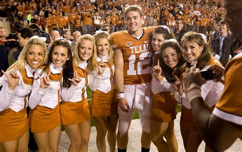 Texas Longhorns Cheerleaders: Spirit And Pride Of Ut Austin