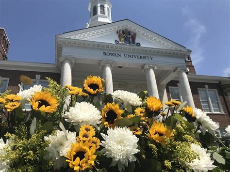 Top 10 Student Jobs At Rowan University