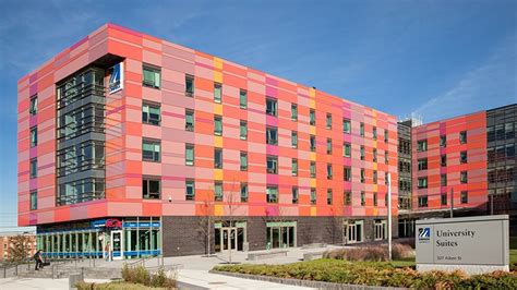 Umass Lowell University Suites: On-Campus Living Redefined