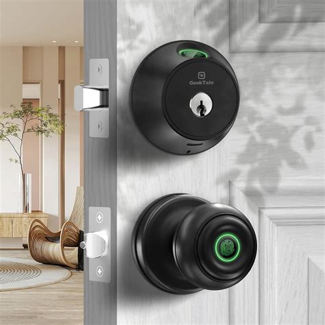 Universal Keyless Entry Made Easy With Smart Technology