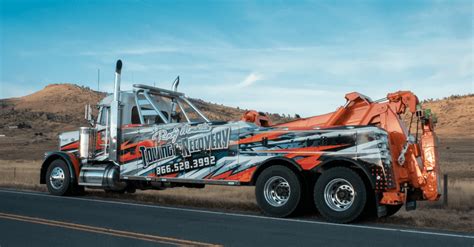 Universal Towing And Recovery Services You Can Trust