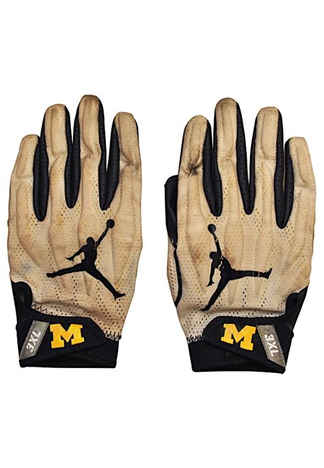 University Of Michigan Football Gloves: A Wolverines Best Grip