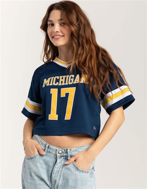 University Of Michigan Womens Sweatshirts: Style And Spirit