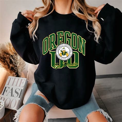 University Of Oregon Crewneck: Ducks Pride Fashion Essentials